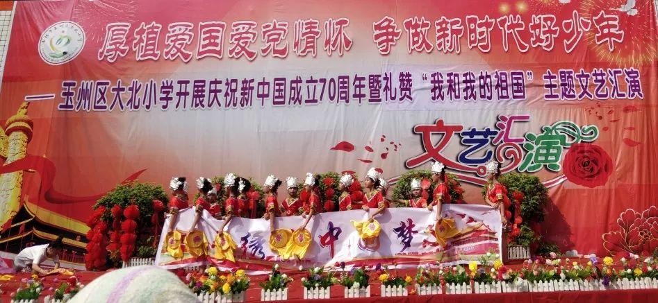 乌克兰总统没有任何军事背景，是怎么当上的总统？